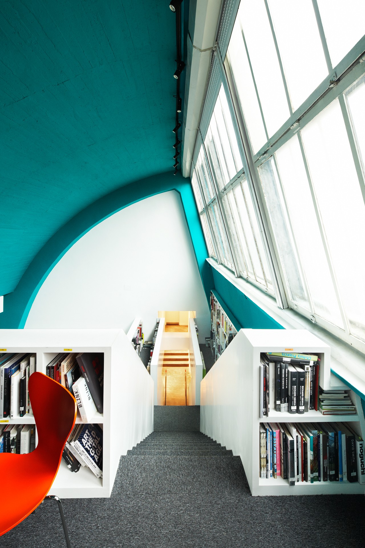 ucca 尤伦斯当代艺术中心